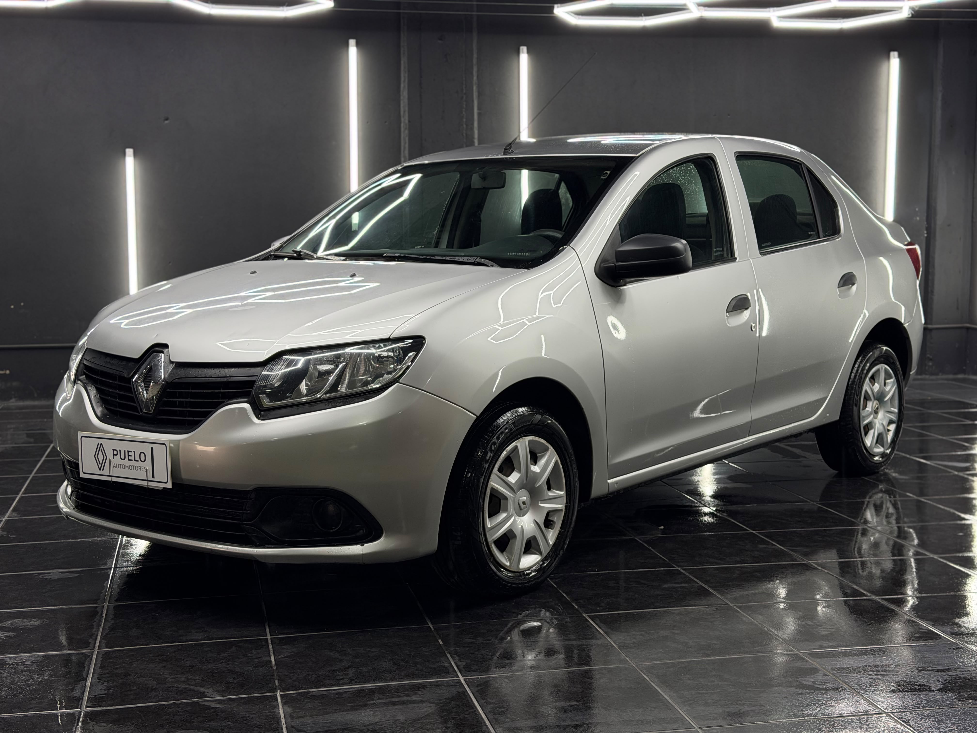 RENAULT LOGAN